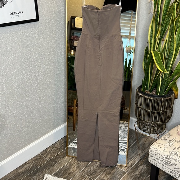 HOUSE OF CB 'Lucia' Taupe Strapless Corset Maxi Dress NWOT - Picture 9 of 9